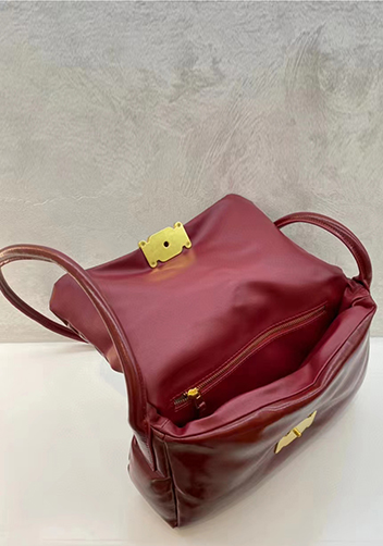 Mia Soft Leather Shoulder Bag Burgundy