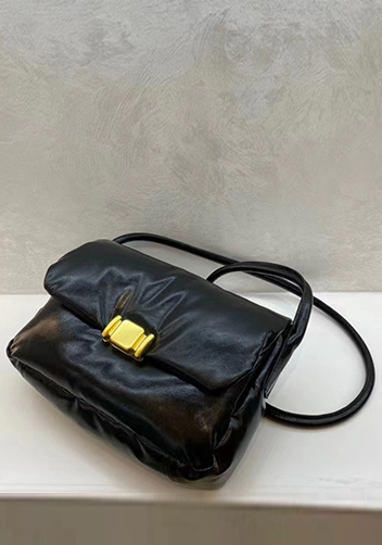 Mia Soft Leather Shoulder Bag Black