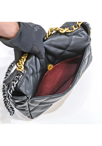 Adele Lilia Flap Small Bag Circle Hardware Black