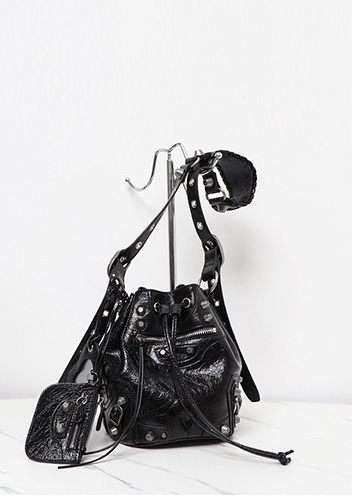The Route 66 Leather Bucket Shoulder Bag Black