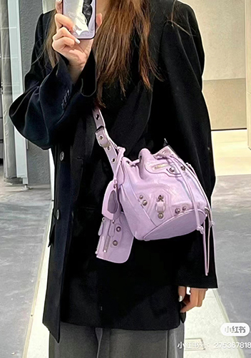 The Route 66 Leather Bucket Shoulder Bag Purple