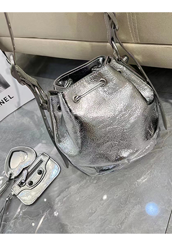 The Route 66 Leather Bucket Shoulder Bag Silver
