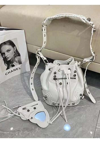 The Route 66 Leather Bucket Shoulder Bag White