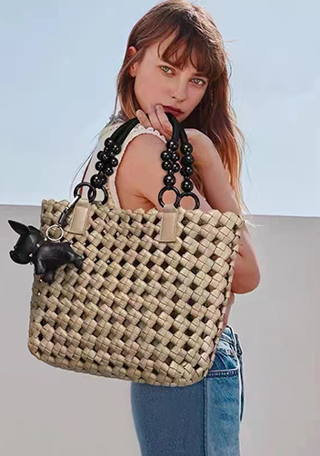 Mia Hollowing Woven Shoulder Bag Beige
