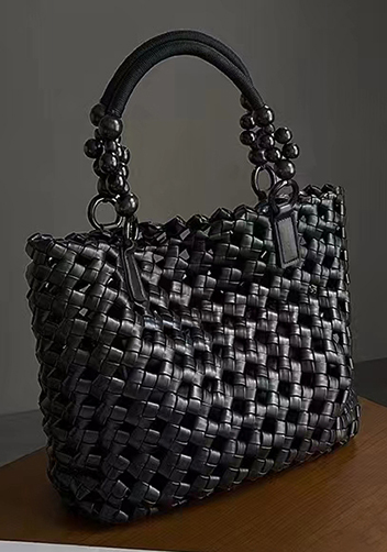 Mia Hollowing Woven Shoulder Bag Black