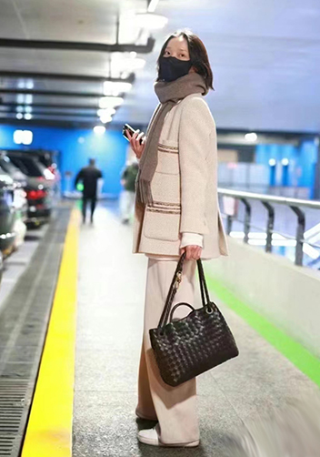 Allegria Woven Large Leather Shoulder Bag Choco