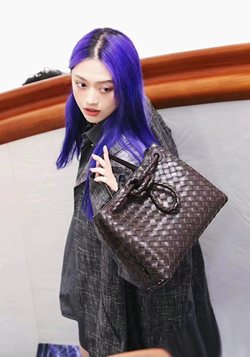 Allegria Woven Large Leather Shoulder Bag Choco