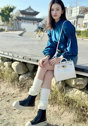 Allegria Woven Large Leather Shoulder Bag Cream