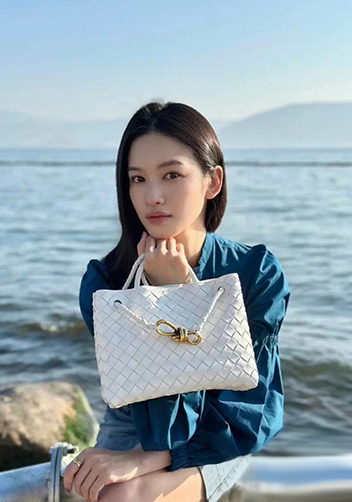 Allegria Woven Large Leather Shoulder Bag Cream