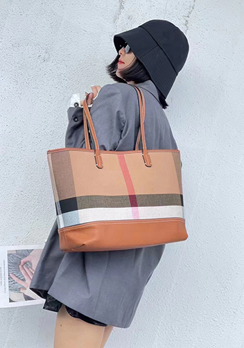 Louisa Canvas Leather Tote Brown