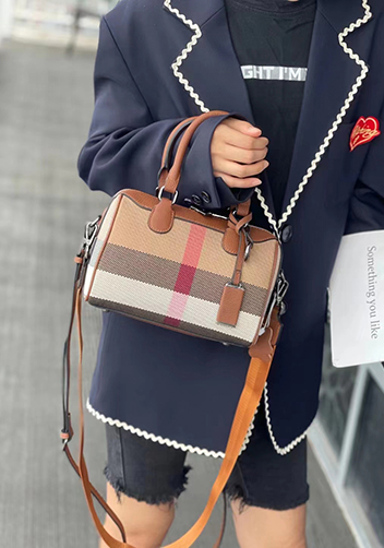 Darling Canvas Leather Boston Bag Brown