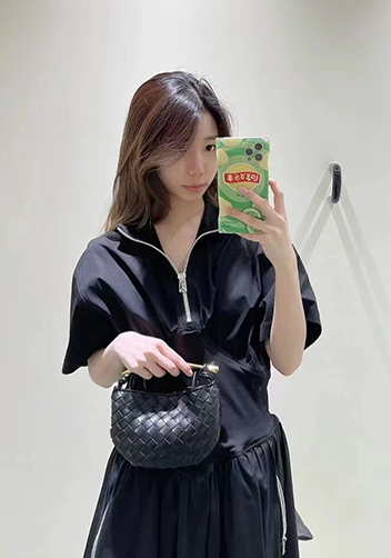The Fish Handle Mini Bag Black