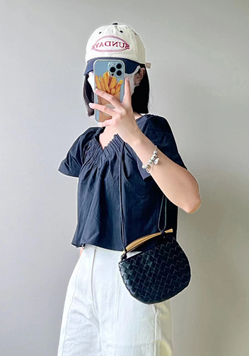 The Fish Handle Mini Bag Black