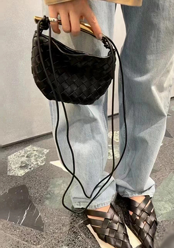 The Fish Handle Mini Bag Black