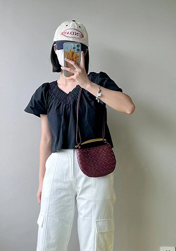 The Fish Handle Mini Bag Burgundy