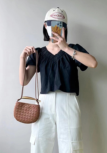 The Fish Handle Mini Bag Camel
