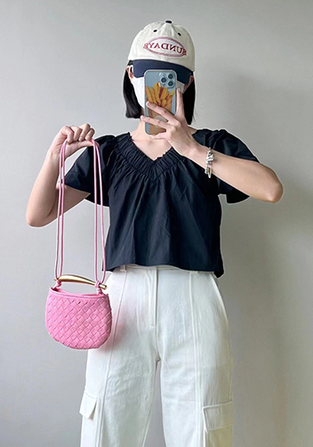 The Fish Handle Mini Bag Pink
