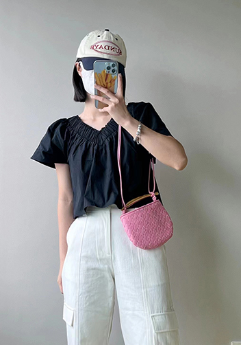 The Fish Handle Mini Bag Pink
