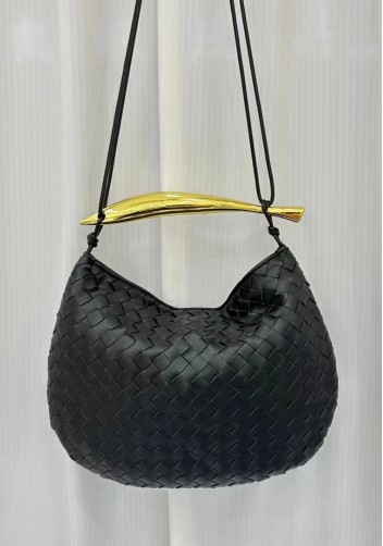 The Fish Handle Large Shoulder Bag Black