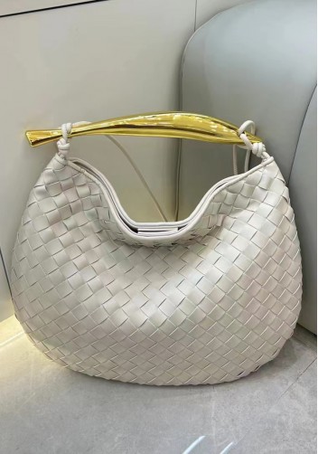 The Fish Handle Large Shoulder Bag Cream