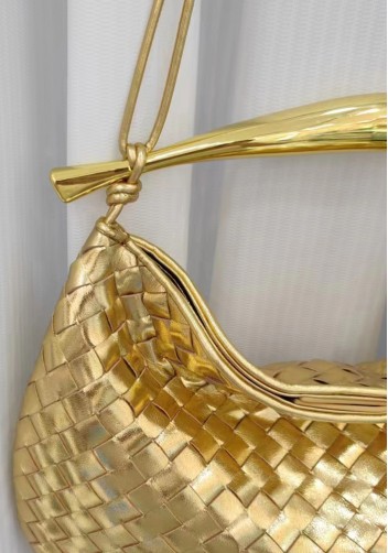 The Fish Handle Large Shoulder Bag Gold