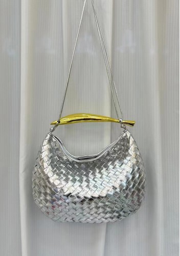The Fish Handle Large Shoulder Bag Sliver