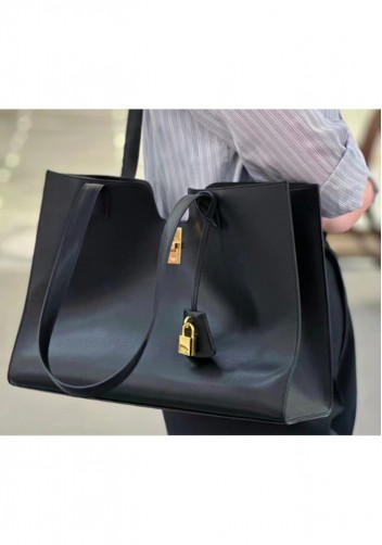 Shimanne Calfskin Shoulder Bag Tote Black