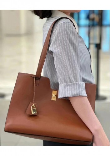 Shimanne Calfskin Shoulder Bag Tote Camel