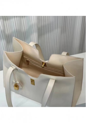 Shimanne Calfskin Shoulder Bag Tote Cream
