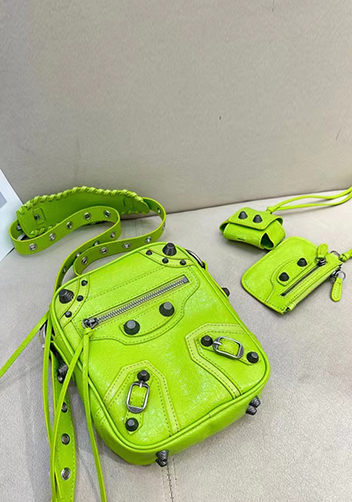 The Route 66 Brushed Leather Messenger Bag Green