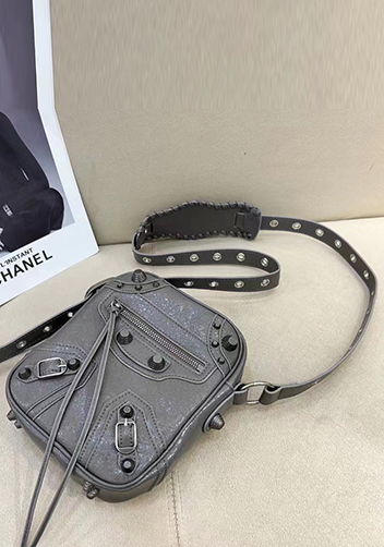 The Route 66 Brushed Leather Messenger Bag Grey