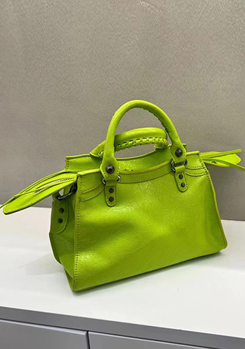 The Route 66 Brushed Leather Medium Tote Green