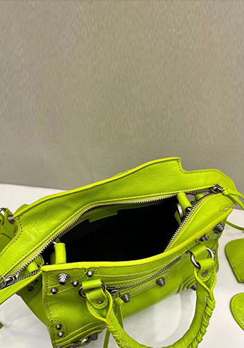 The Route 66 Brushed Leather Medium Tote Green