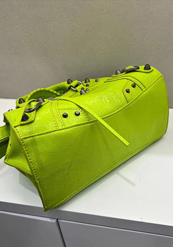 The Route 66 Brushed Leather Medium Tote Green