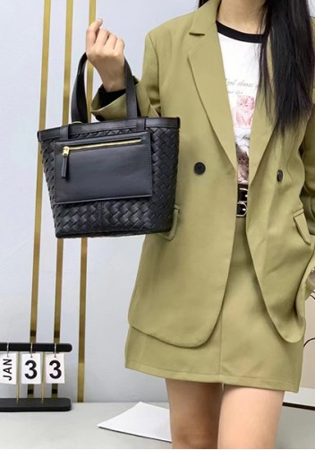 Mia Woven Leather Flip Flap Tote Black