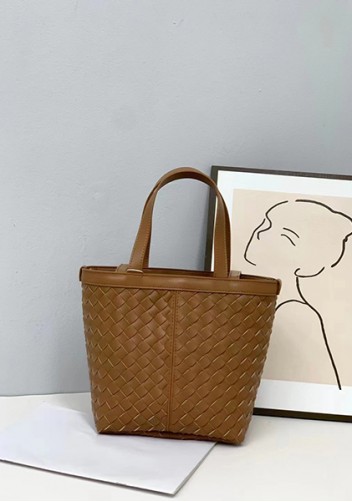 Mia Woven Leather Flip Flap Tote Milk Tea