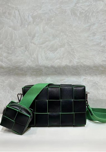 Mia Woven Leather Shoulder Bag With Cube Black Green