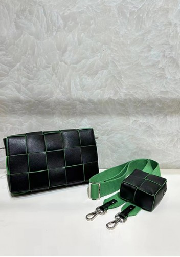 Mia Woven Leather Shoulder Bag With Cube Black Green