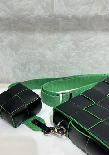 Mia Woven Leather Shoulder Bag With Cube Black Green