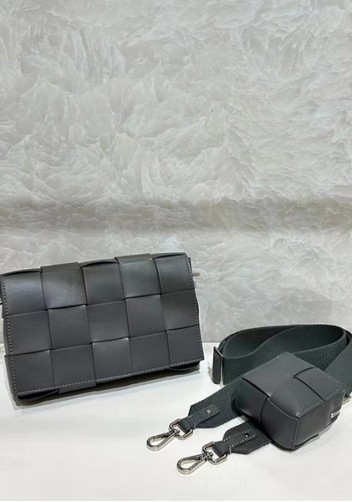 Mia Woven Leather Shoulder Bag With Cube Grey