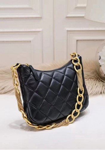 Adele Lambskin Chain Hobo Black