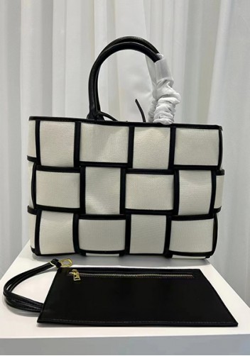 Mia Woven Canvas 12 Squares Tote Black