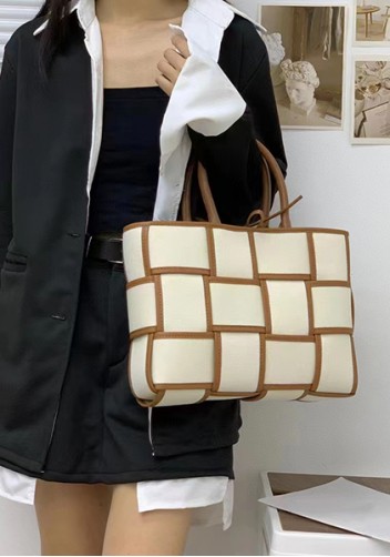 Mia Woven Canvas 12 Squares Tote Camel