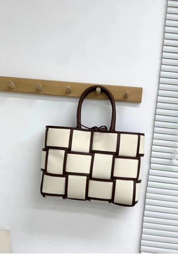 Mia Woven Canvas 12 Squares Tote Choco
