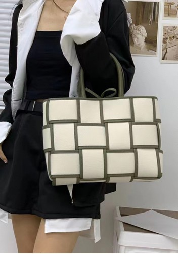 Mia Woven Canvas 12 Squares Tote Green