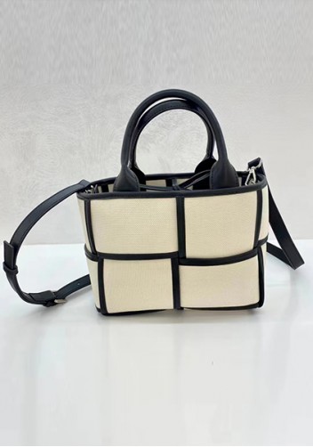 Mia Woven Canvas 4 Squares Tote Black