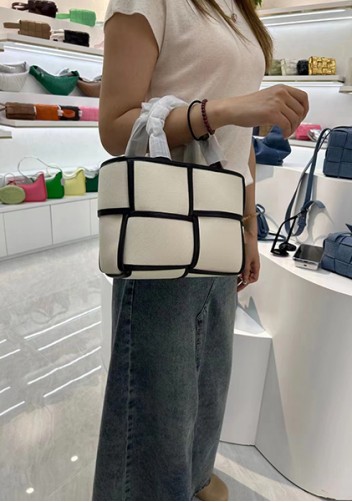 Mia Woven Canvas 4 Squares Tote Camel