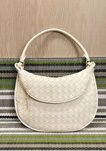 Gemini Woven Shoulder Bag Cream