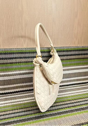 Gemini Woven Shoulder Bag Cream