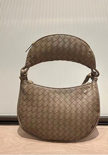Gemini Woven Shoulder Bag Earthy Brown